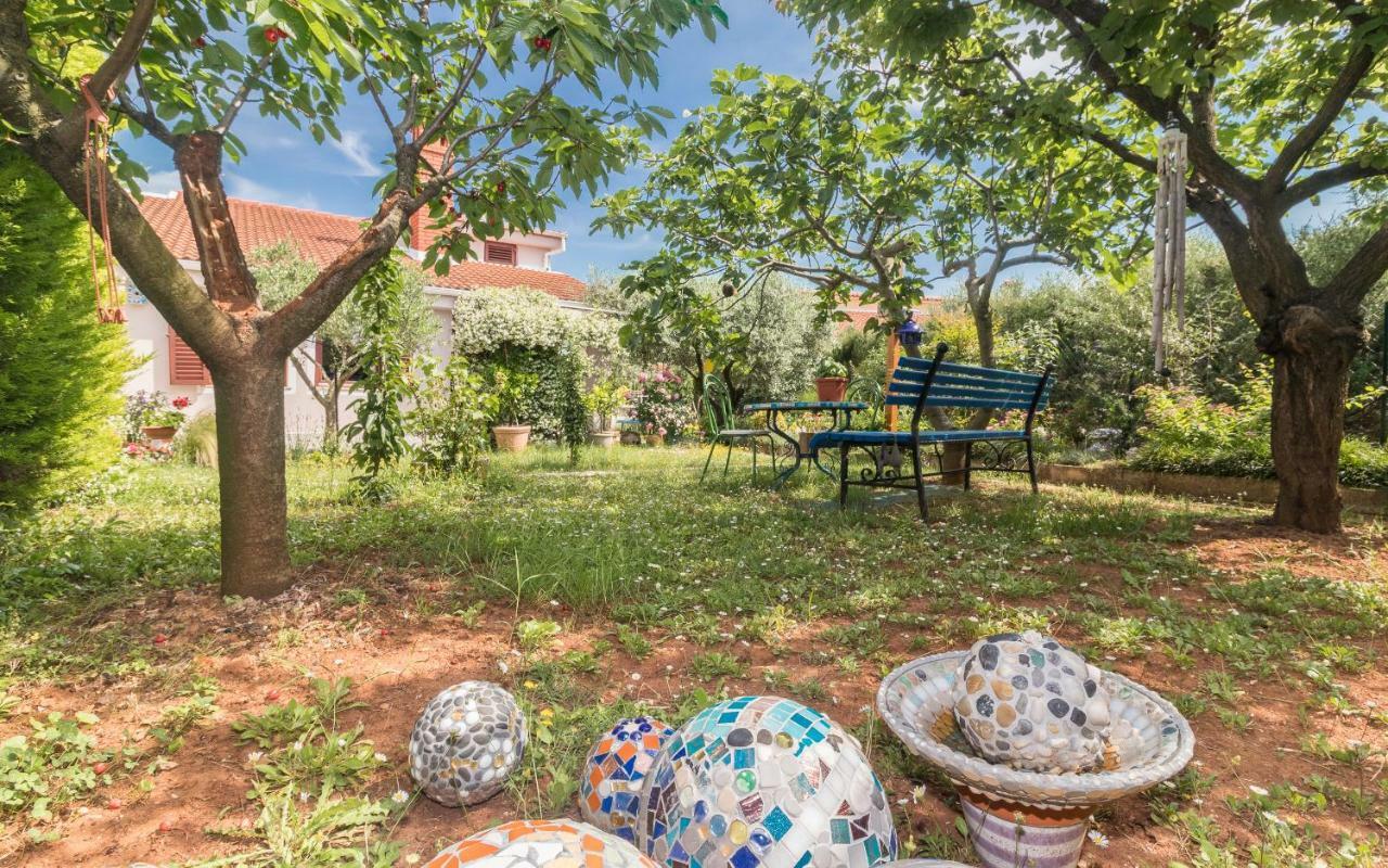 Holiday Home Nadia Pula Bagian luar foto